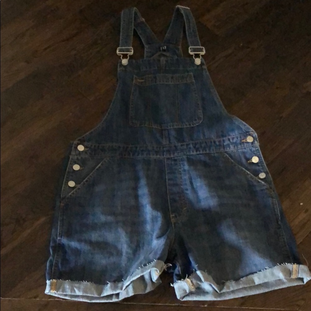 GAP women’s size Large denim overalls